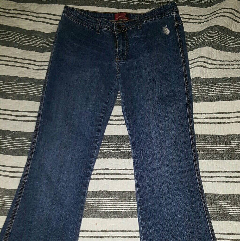 Apple bottom jeans